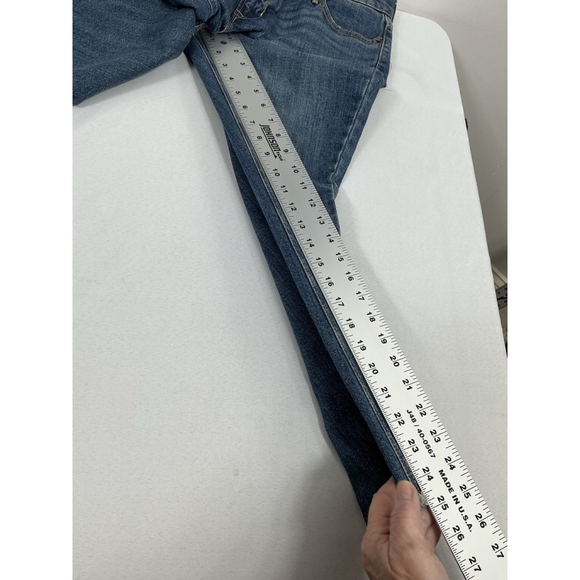 Womans Excellent Condition Old Navy Flare Cropped Blue Jeans 8P 0118/P-3 - Picture 7 of 8